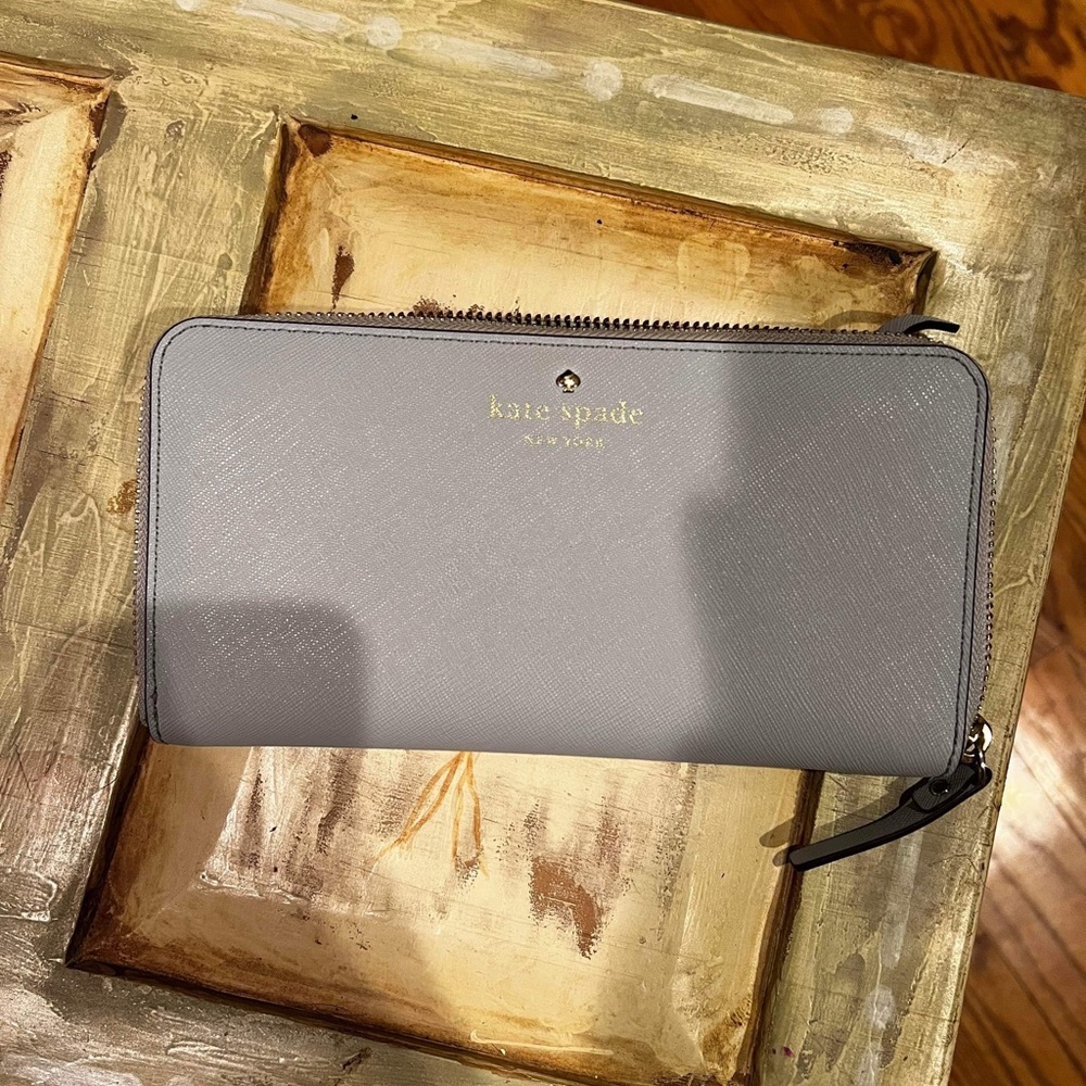 NEW Kate spade wallet
